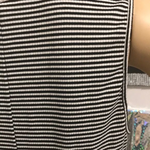 Torrid sleeveless top - Picture 7 of 9